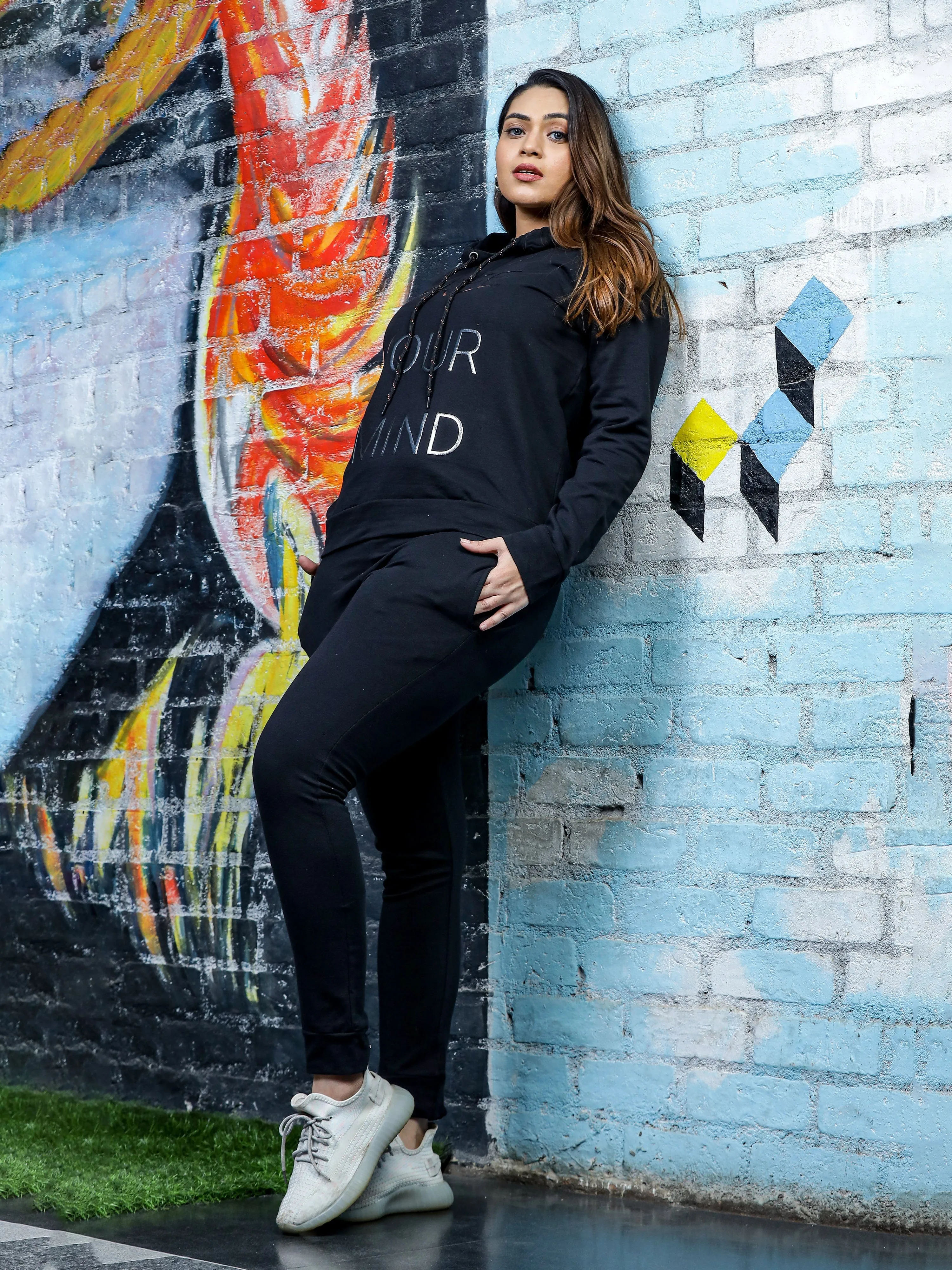 Black Hosiery Cotton Winter Track Suit