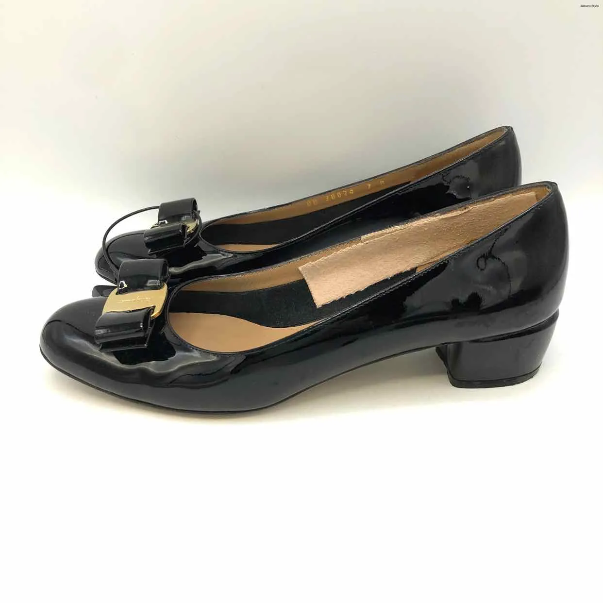 FERRAGAMO Navy Gold Patent Leather Italian Made Low Heel Shoe Size 7 Shoes