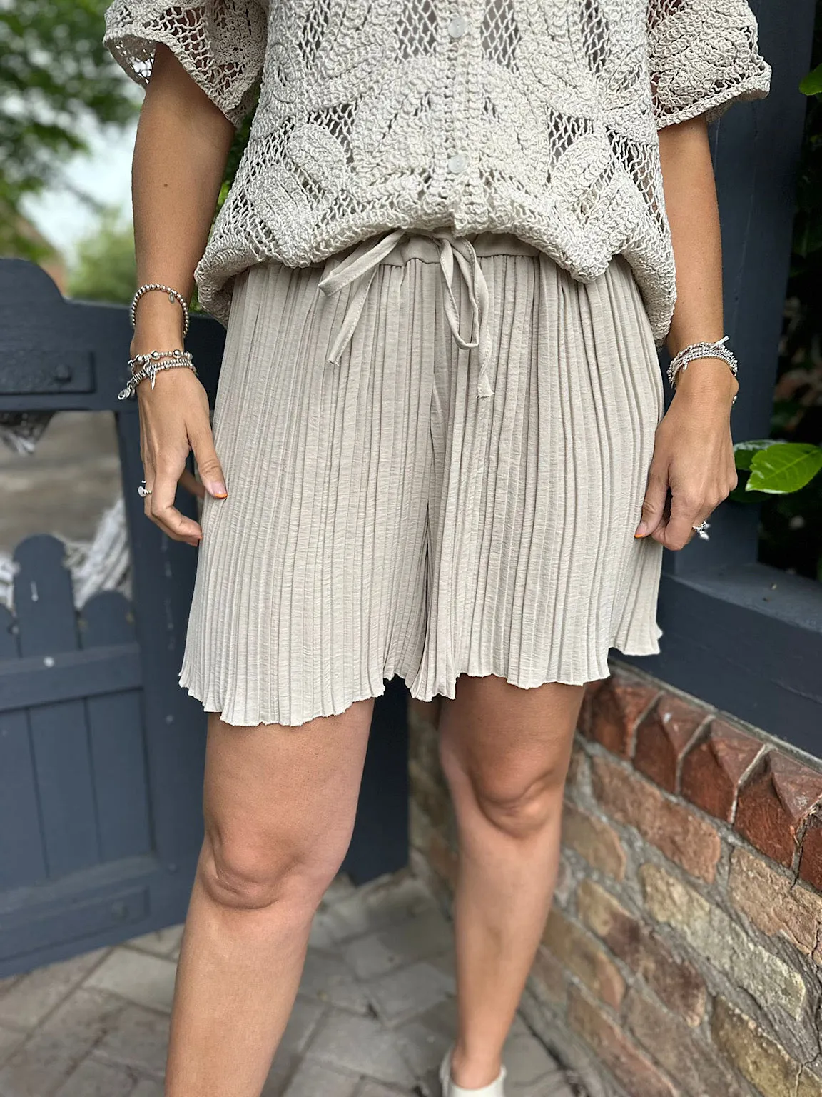 Stone Pleated Shorts